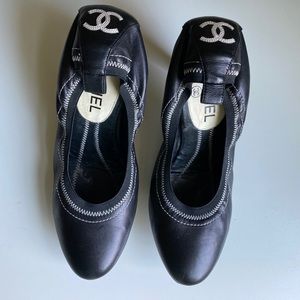 Chanel Gathered Round Toe Pumps